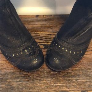 Chie Mihara tall boot w beautiful detail. Sz 37.5